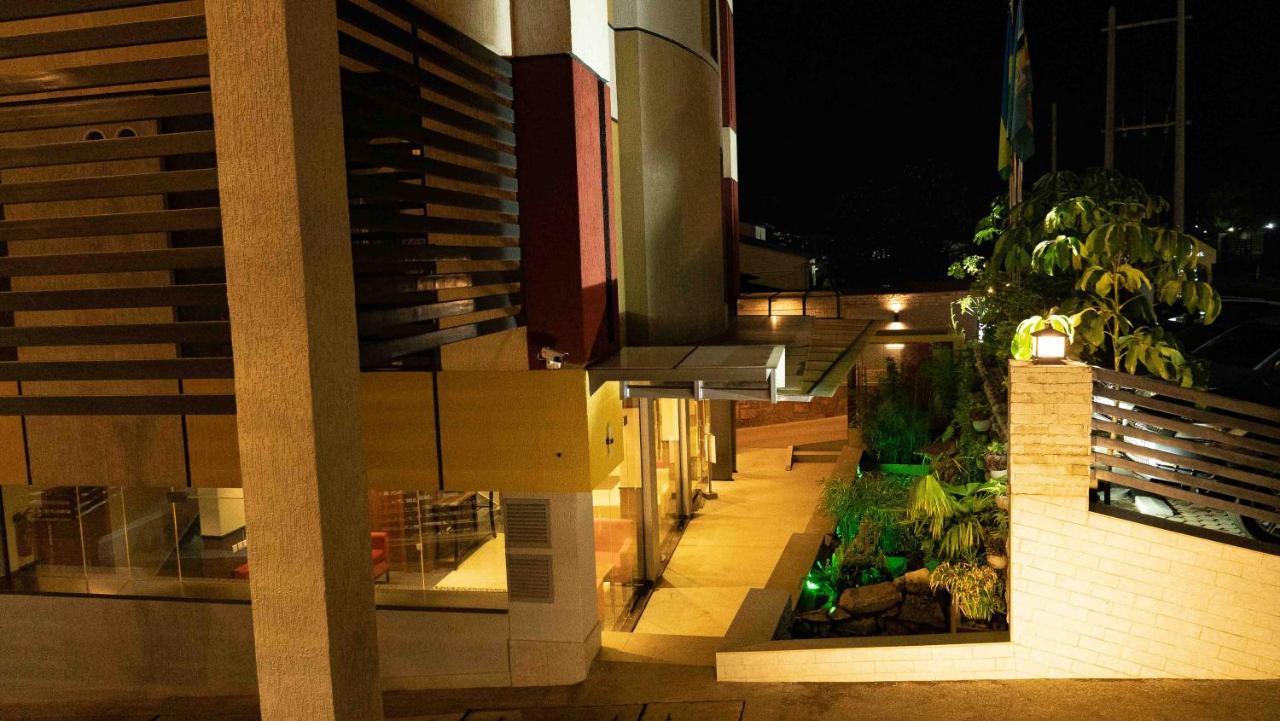 Urban Park Suites Kigali Dış mekan fotoğraf